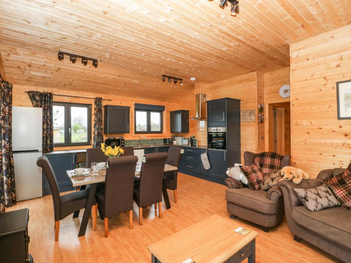 The Lodge At Crossroads Farm Bridgwater Dış mekan fotoğraf
