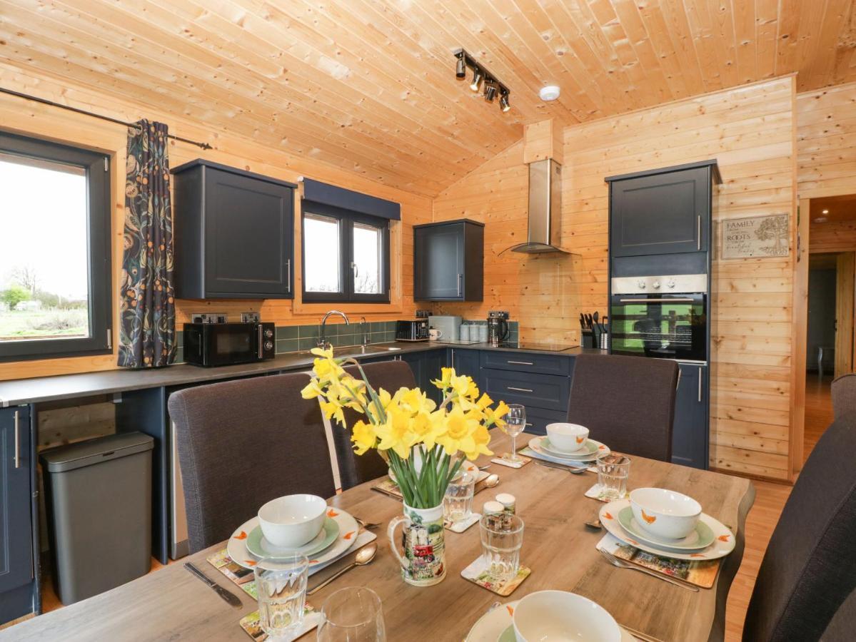 The Lodge At Crossroads Farm Bridgwater Dış mekan fotoğraf